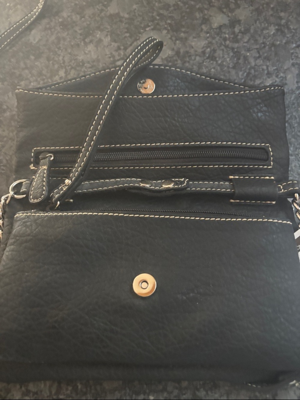 NWT Nine West Black Leather Crossbody Wallet with Chain Strap - Picture 6 of 7